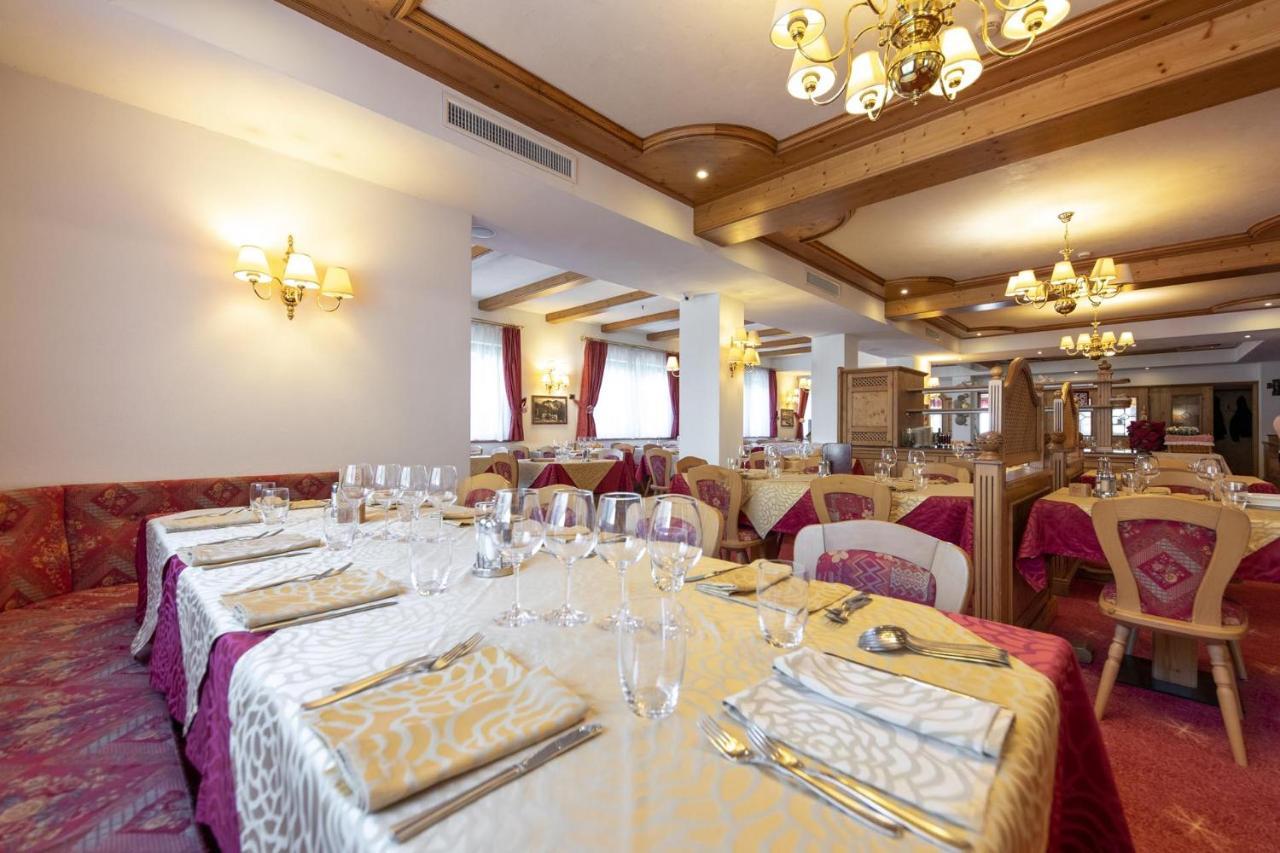 Hotel Cristallo Canazei Buitenkant foto