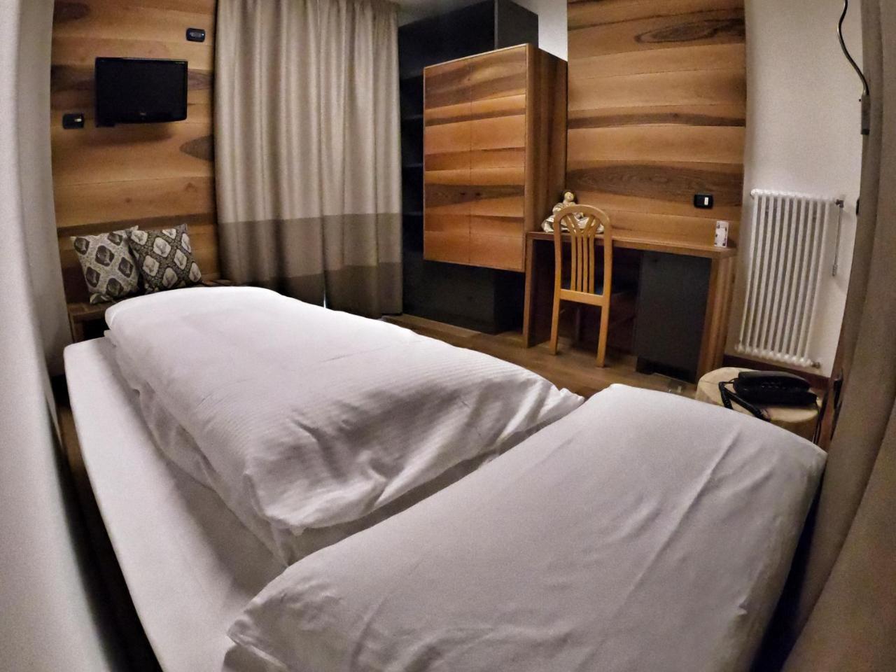 Hotel Cristallo Canazei Buitenkant foto