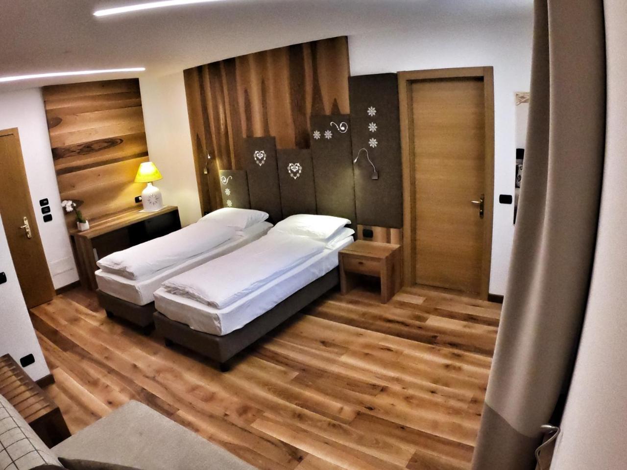 Hotel Cristallo Canazei Buitenkant foto